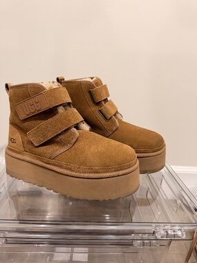 UGG Classic Mini Regenerate Platform Boots - Chestnut